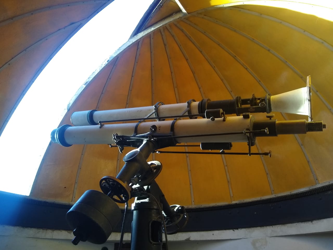 Telescopio refractor - observatorio san miguel 2021-02-06